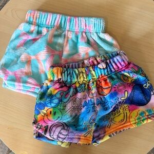 Colorful Graphic and Striped Shorts Set iScream soft fluffy micro shorter XS